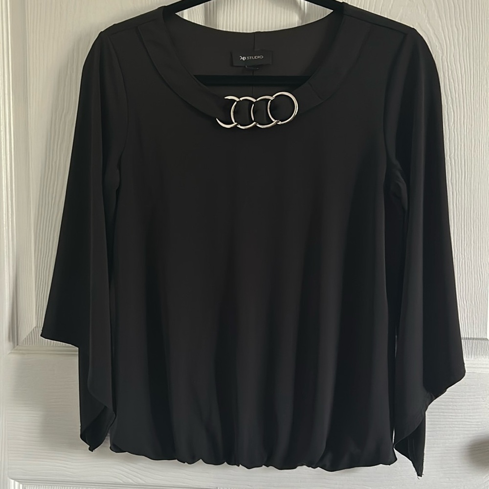 AB Studio Flutter Sleeve Banded-Bottom Blouse (Sz Small)